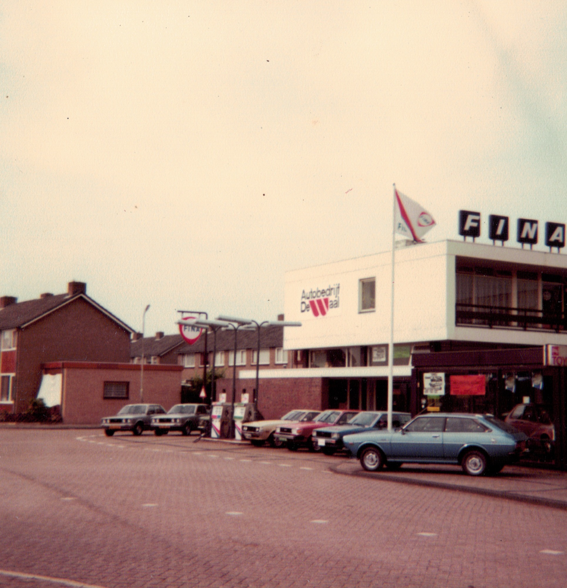 Gallery gallery_images_7_1_17750536271406189967.jpg Hans & Tini Twigt | Autobedrijf De Waal B.V.