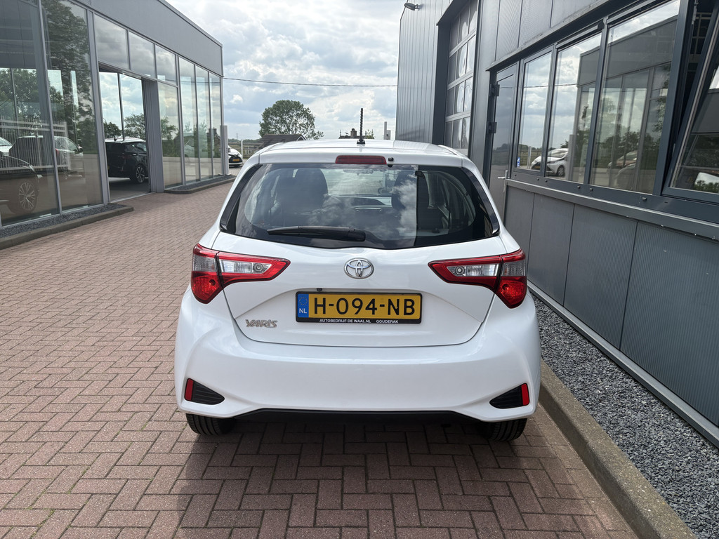 Toyota Yaris 1.5 VVT-i Active Automaat 5-drs. 53981805-3.jpg | Autobedrijf De Waal B.V.