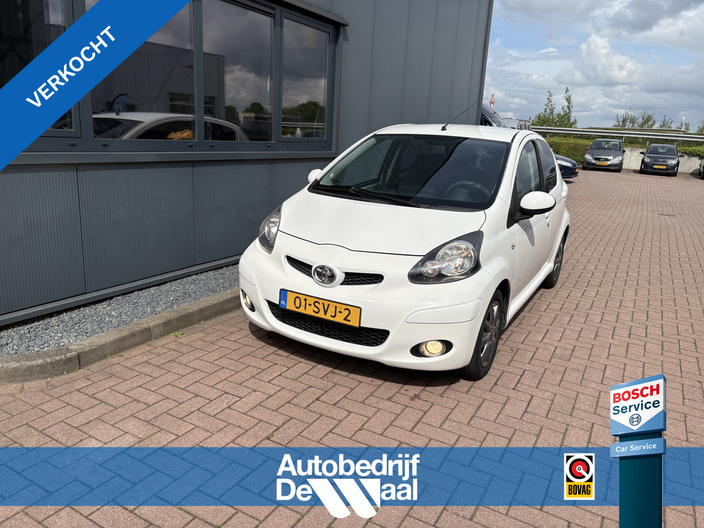 Toyota Aygo 1.0 VVT-I Dynamic AUTOMAAT 5-drs. 53265354-0.jpg | Autobedrijf De Waal B.V.